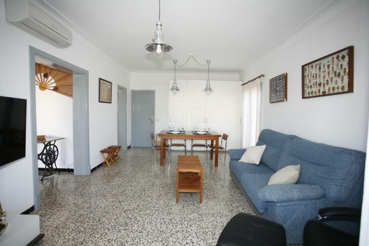 Lola Villa Sa Ràpita Dış mekan fotoğraf