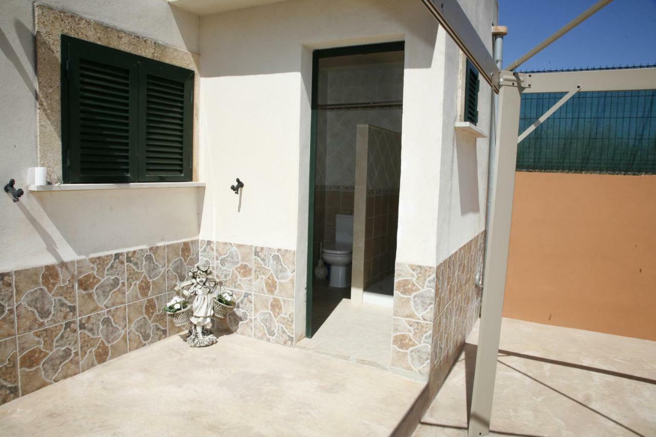 Lola Villa Sa Ràpita Dış mekan fotoğraf